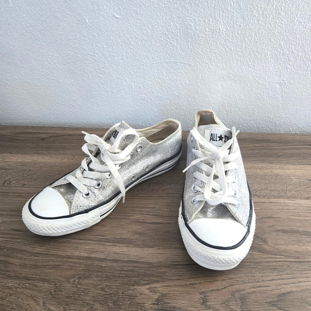 Converse Chuck Taylor All Star‎ Silver Glitter Low Top Sneakers Womens Size 7